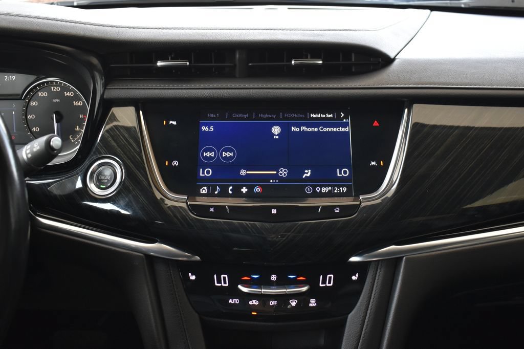Used 2020 Cadillac XT6 Premium Luxury FWD image 19
