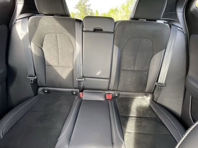 Used 2022 Volvo XC40 T5 R-Design w/ Advanced Package image 15