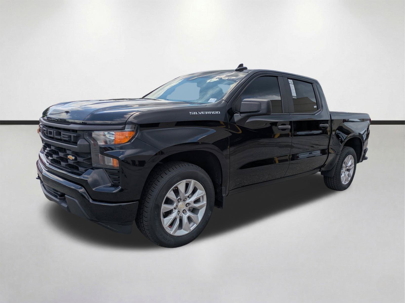 Used 2023 Chevrolet Silverado 1500 Custom RWD image 9