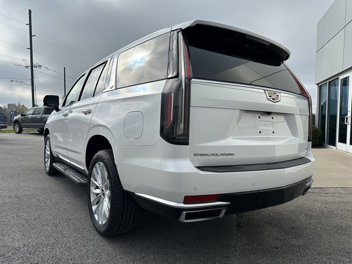 Used 2021 Cadillac Escalade Luxury image 6