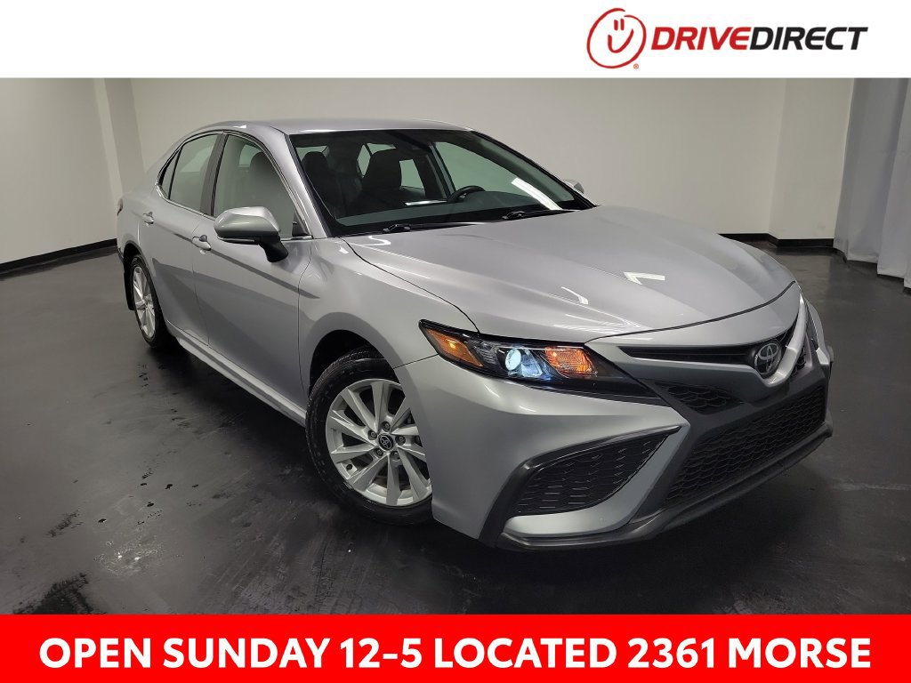 Used 2024 Toyota Camry SE