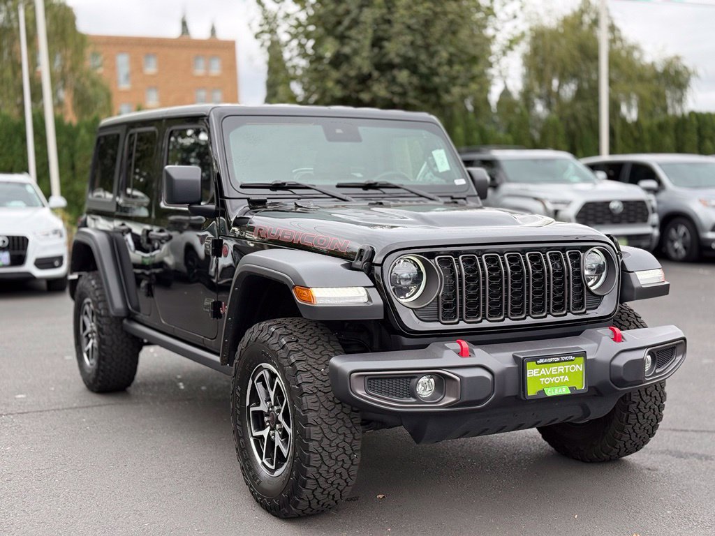 Used 2024 Jeep Wrangler Unlimited Rubicon w/ Convenience Group AWD/4WD image 7