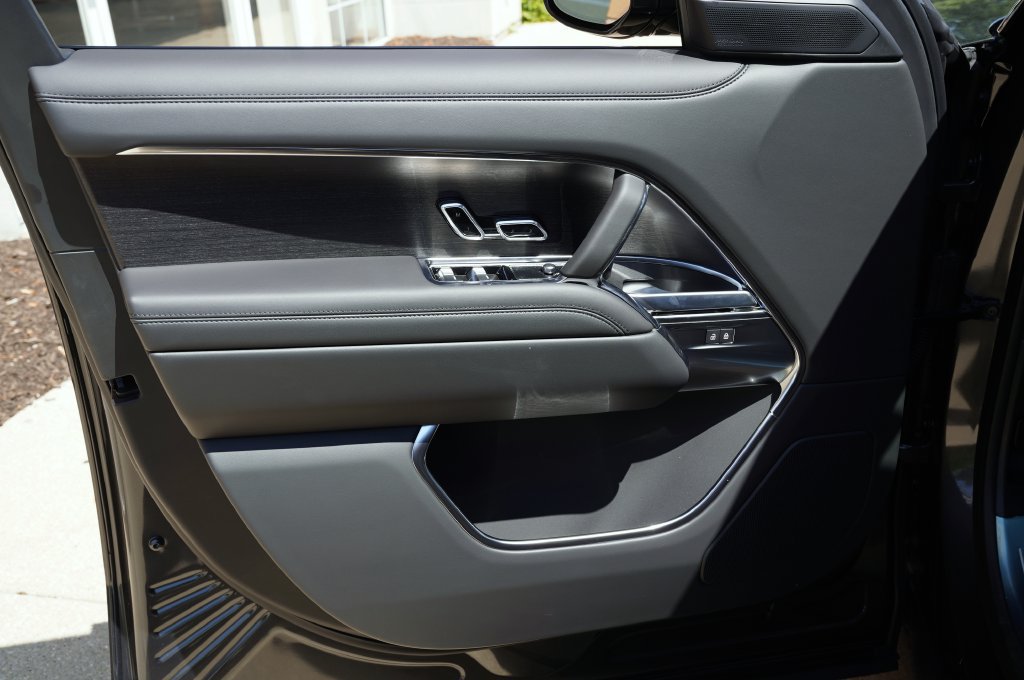 New 2026 Land Rover Range Rover SE AWD/4WD image 10