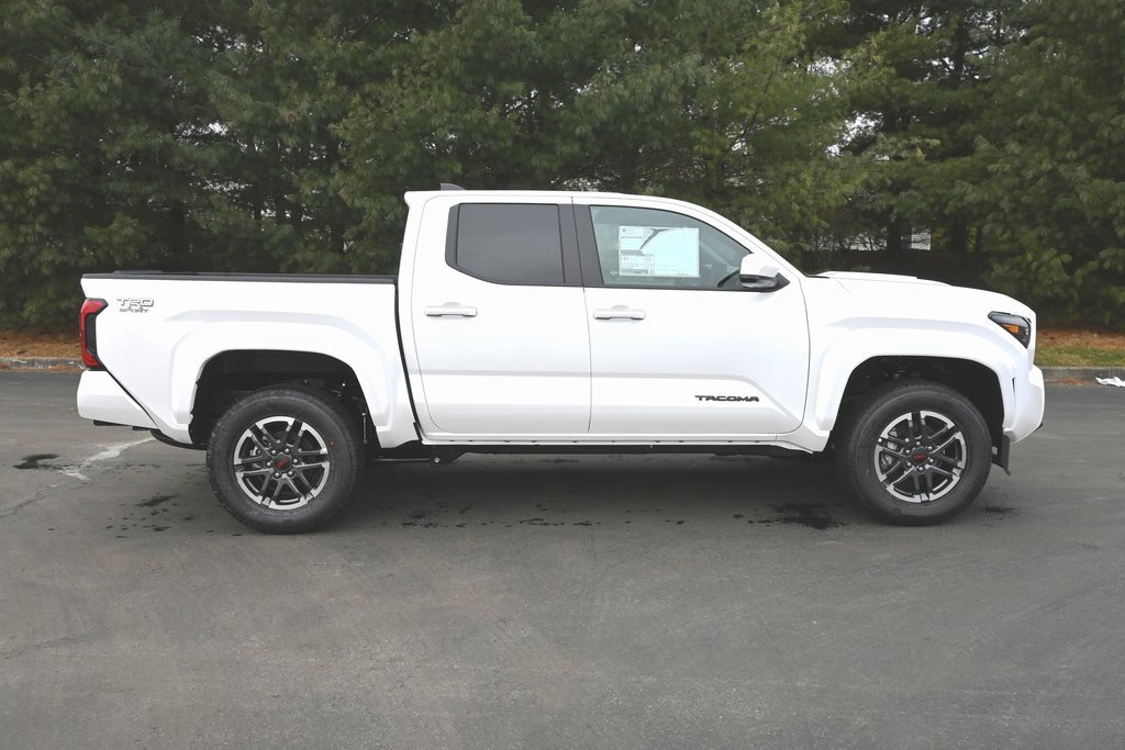 New 2024 Toyota Tacoma TRD Sport image 9