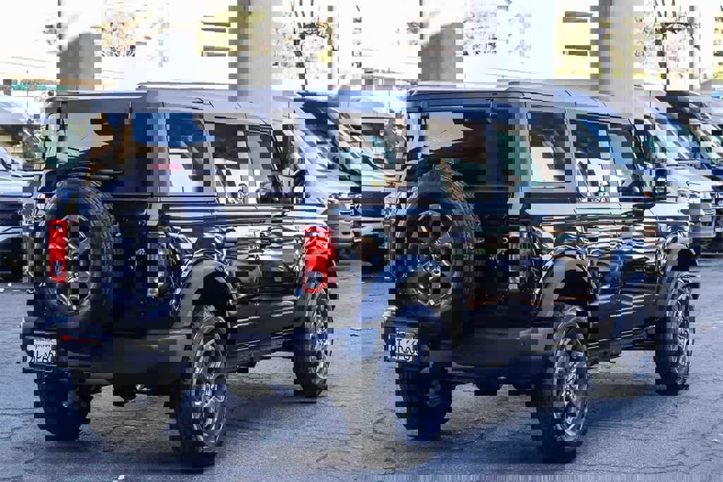 Used 2025 Ford Bronco Big Bend image 4