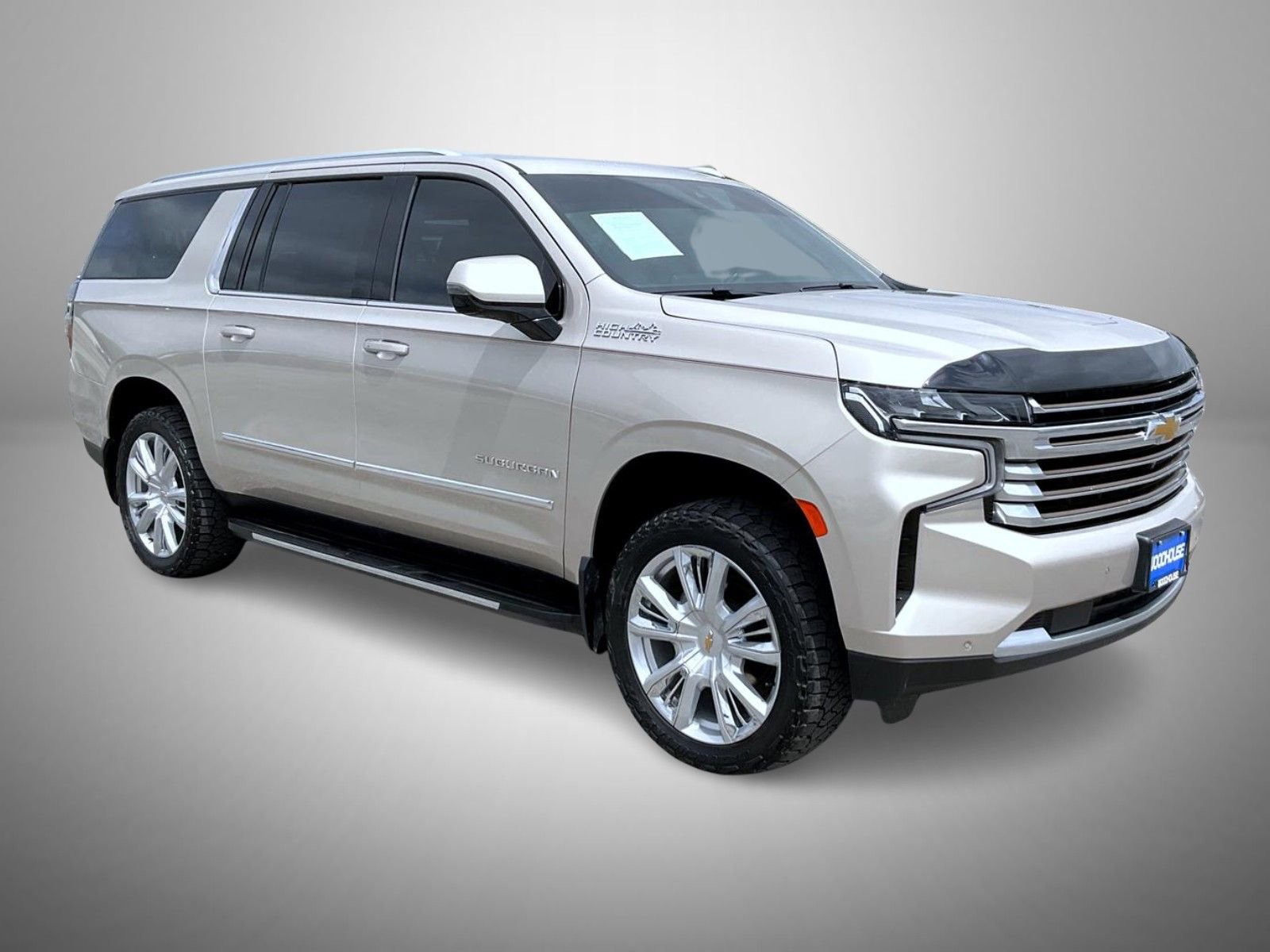 Used 2021 Chevrolet Suburban High Country AWD/4WD image 3
