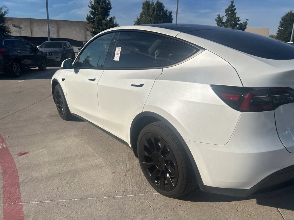 Used 2023 Tesla Model Y Long Range AWD/4WD image 7