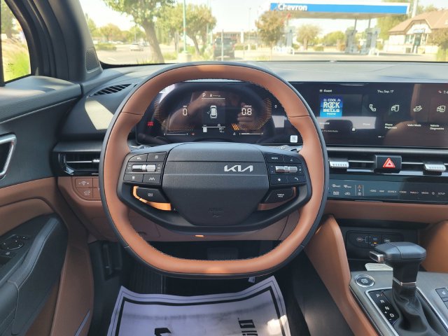 New 2026 Kia Sportage X-Line w/ X-Line Premium Package AWD/4WD image 12