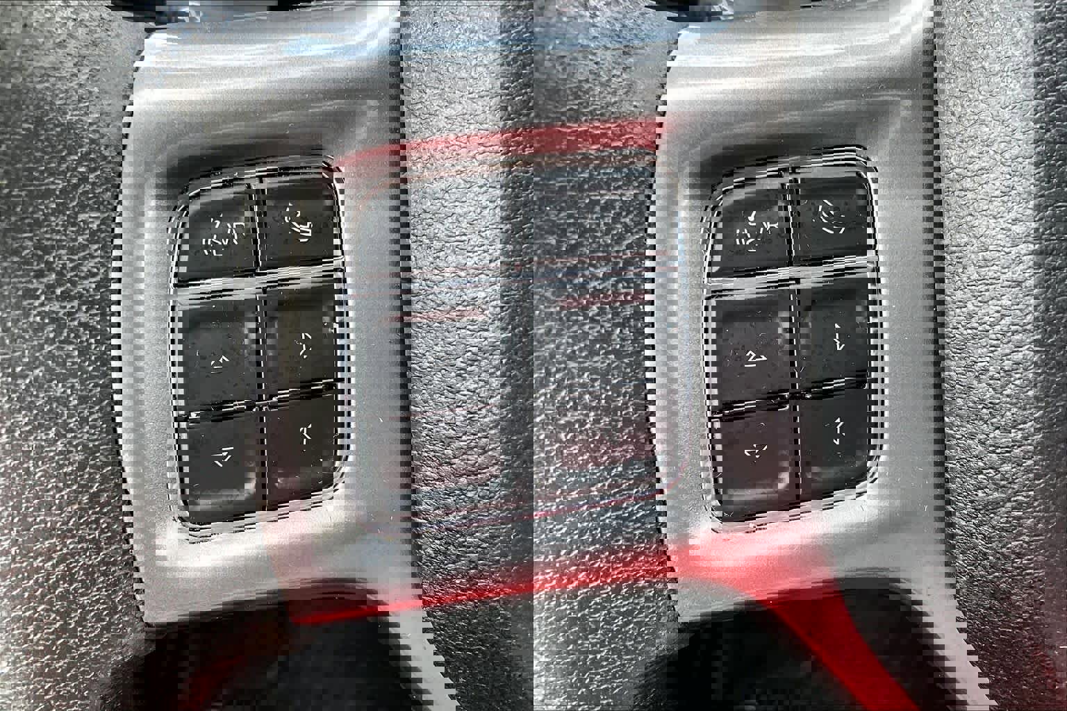 Used 2021 RAM 1500 Classic SLT image 20