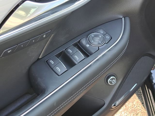 New 2026 Buick Envision Avenir image 18