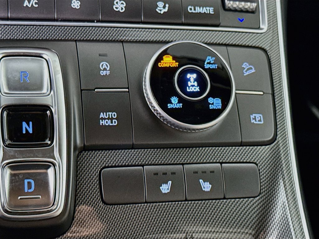 Certified 2023 Hyundai Santa Fe SEL AWD/4WD image 11