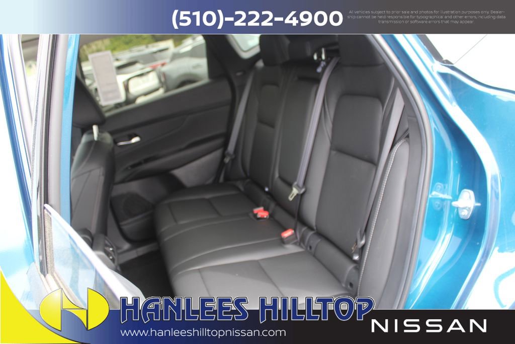 New 2026 Nissan Sentra SR w/ SR All Weather Package FWD image 18