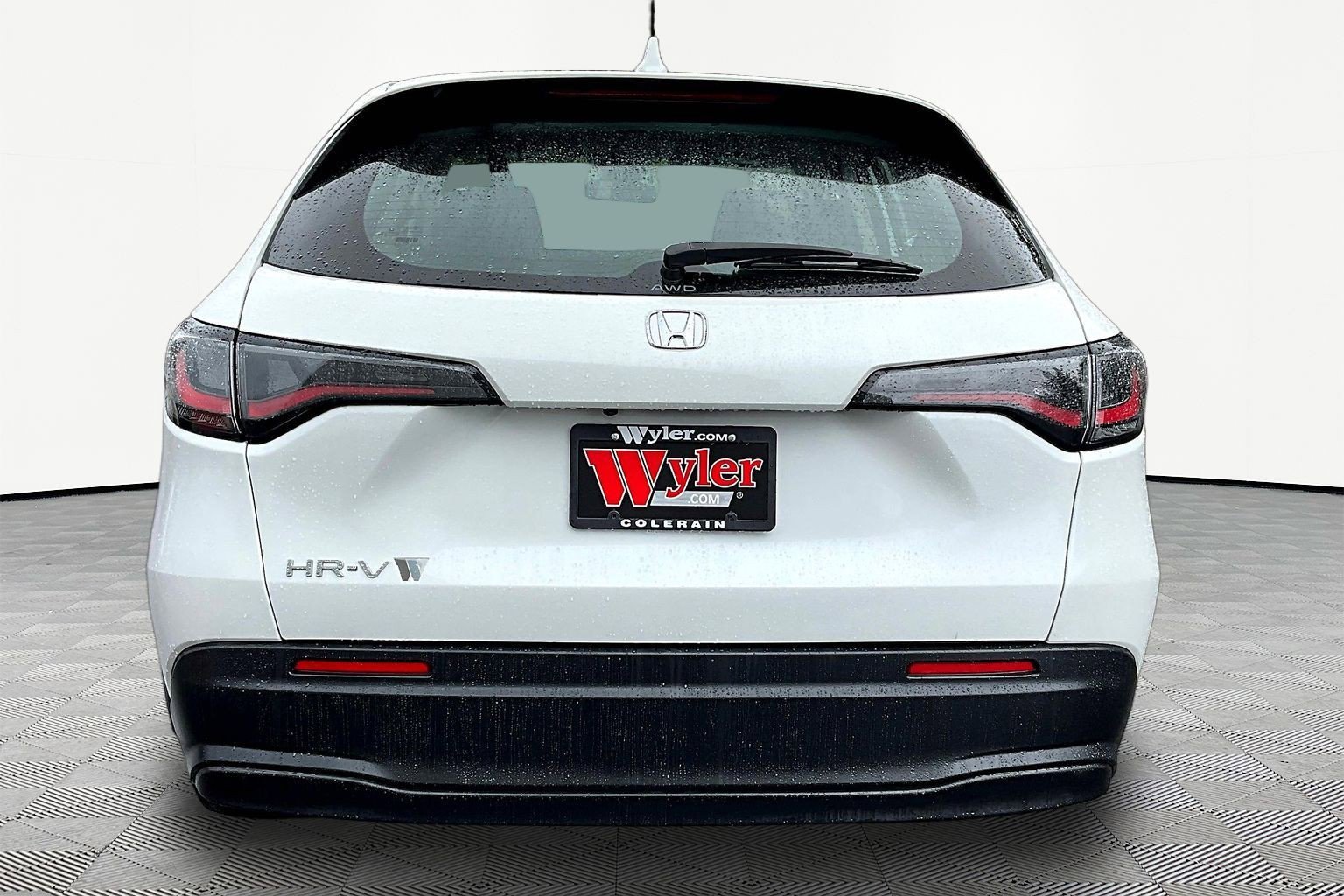 Used 2023 Honda HR-V LX image 5