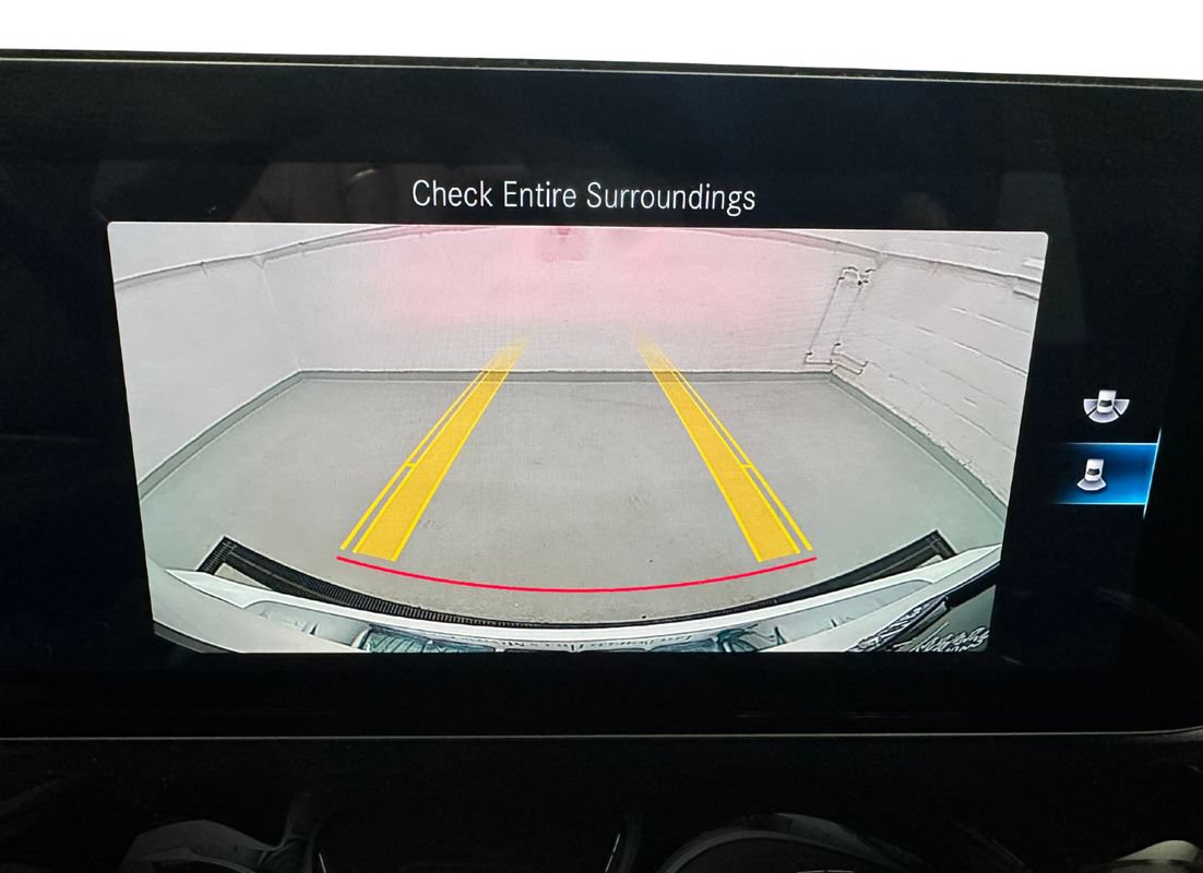 Used 2020 Mercedes-Benz GLB 250 4MATIC image 21