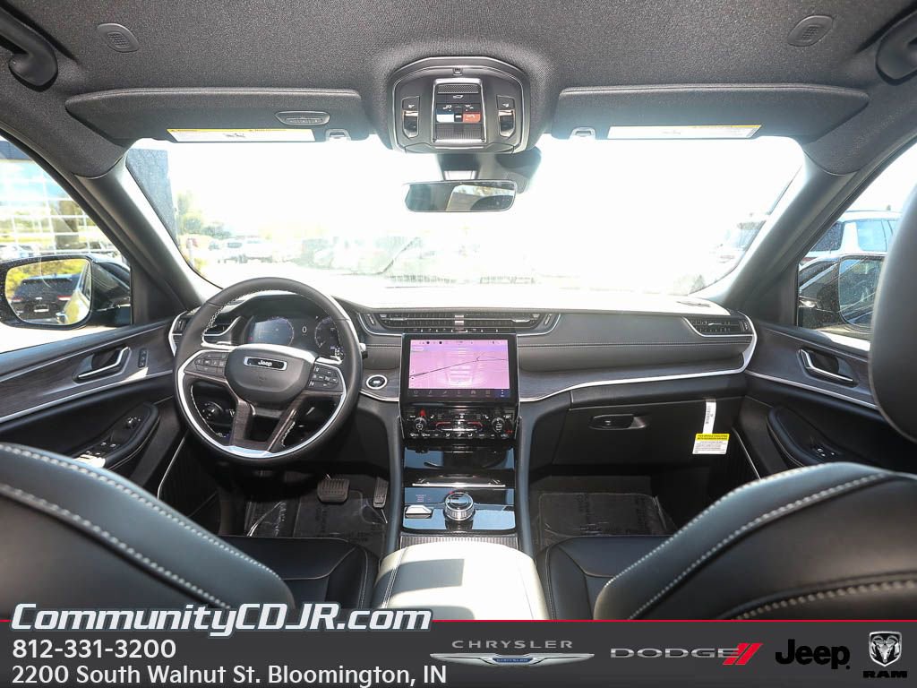 New 2025 Jeep Grand Cherokee L Limited image 22