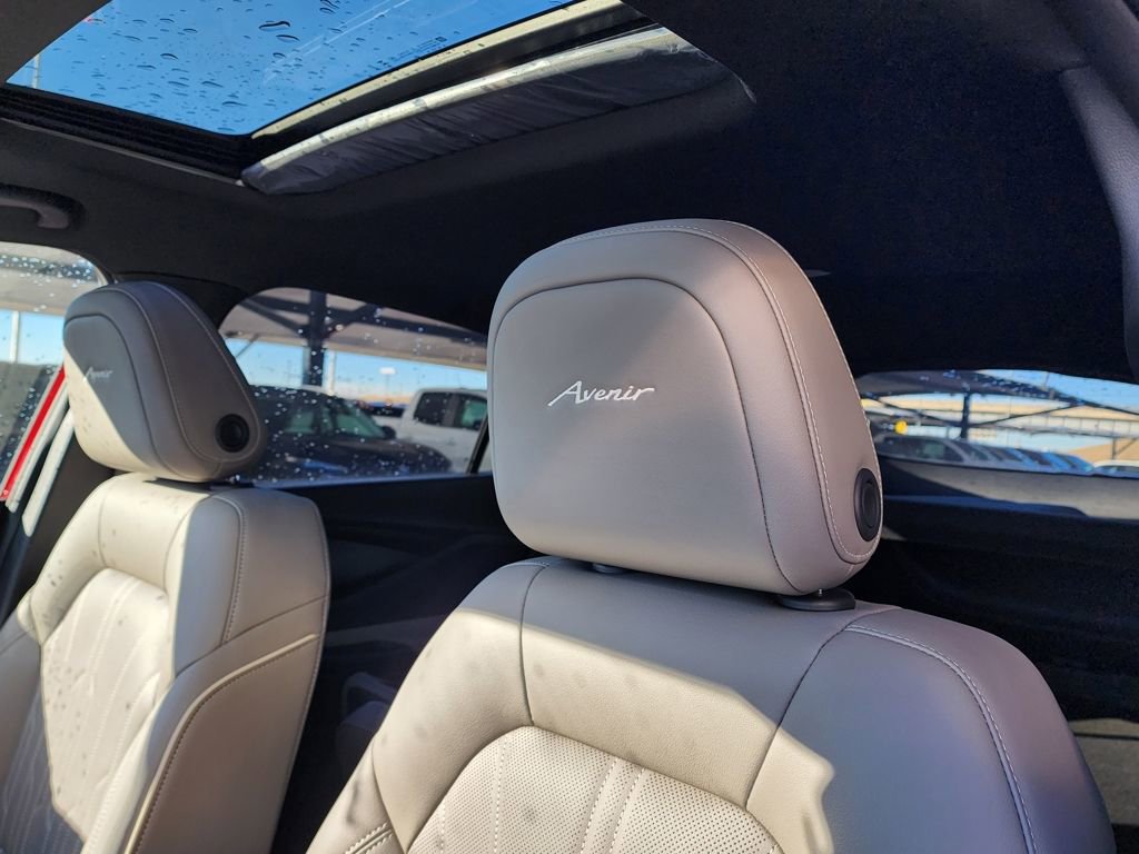 New 2026 Buick Envista Avenir image 16