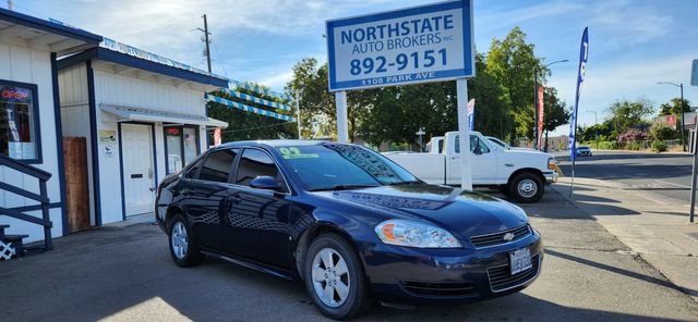Used 2009 Chevrolet Impala LT FWD image 3
