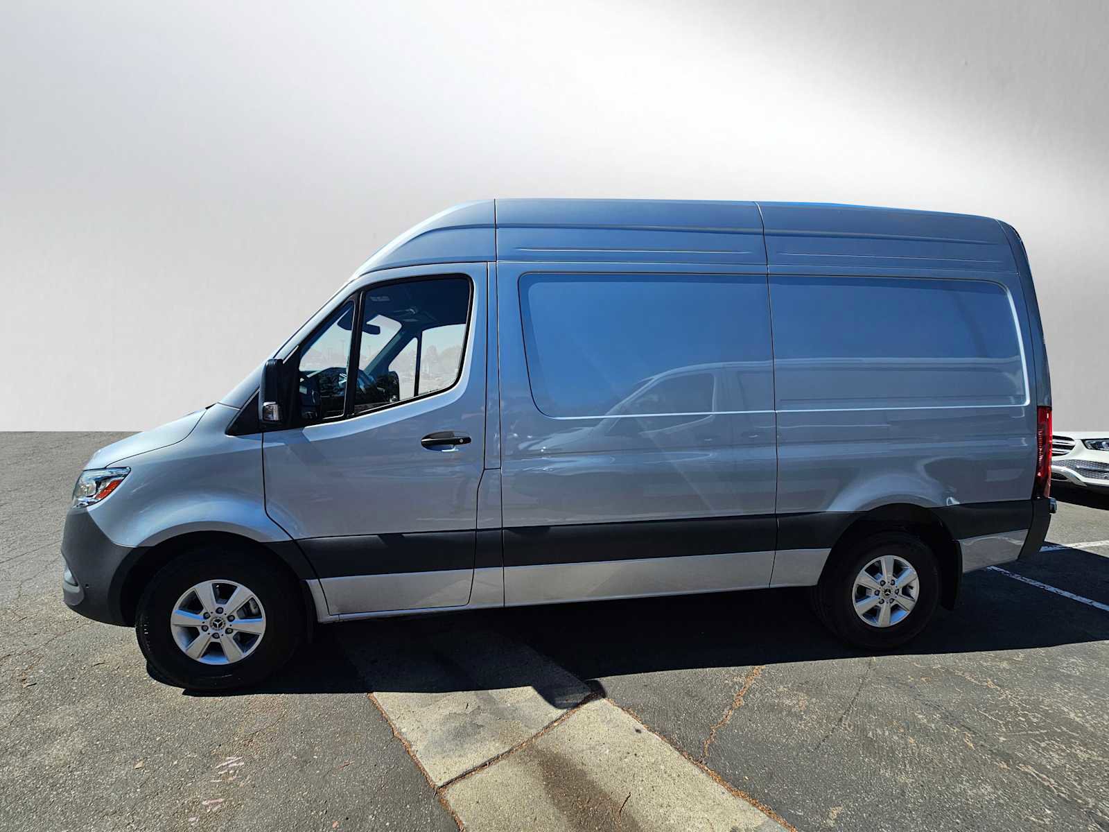 Used 2025 Mercedes-Benz Sprinter 2500 image 6