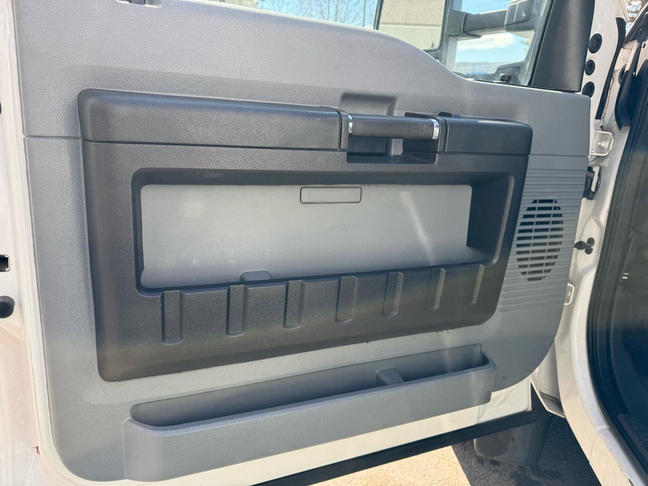 Used 2015 Ford F450 XL w/ Power Equipment Group image 33