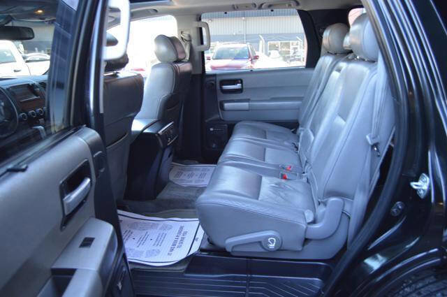 Used 2010 Toyota Sequoia Limited image 47