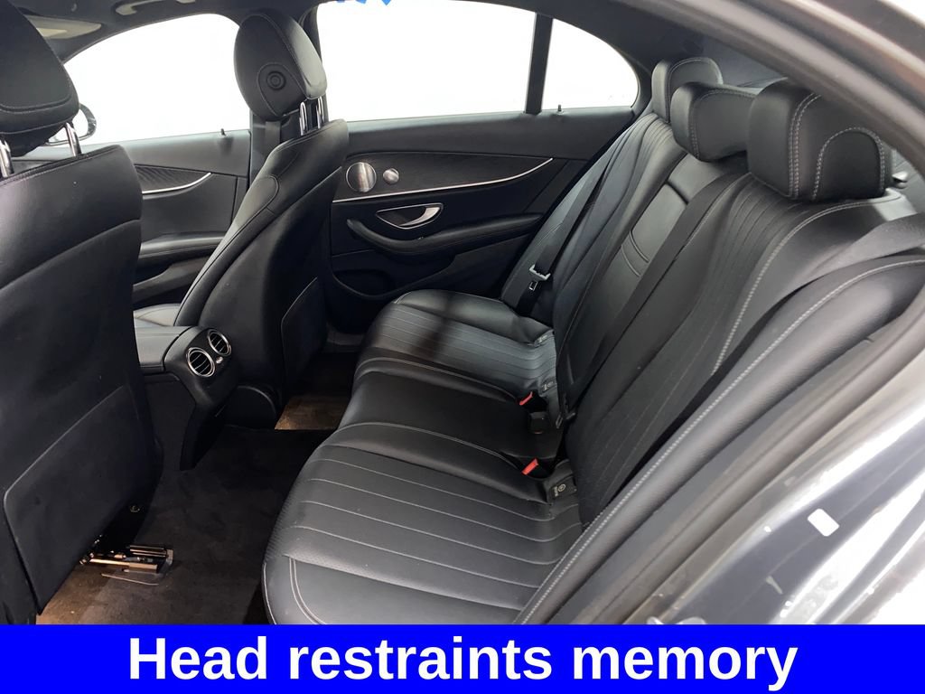 Used 2019 Mercedes-Benz E 300 4MATIC image 11