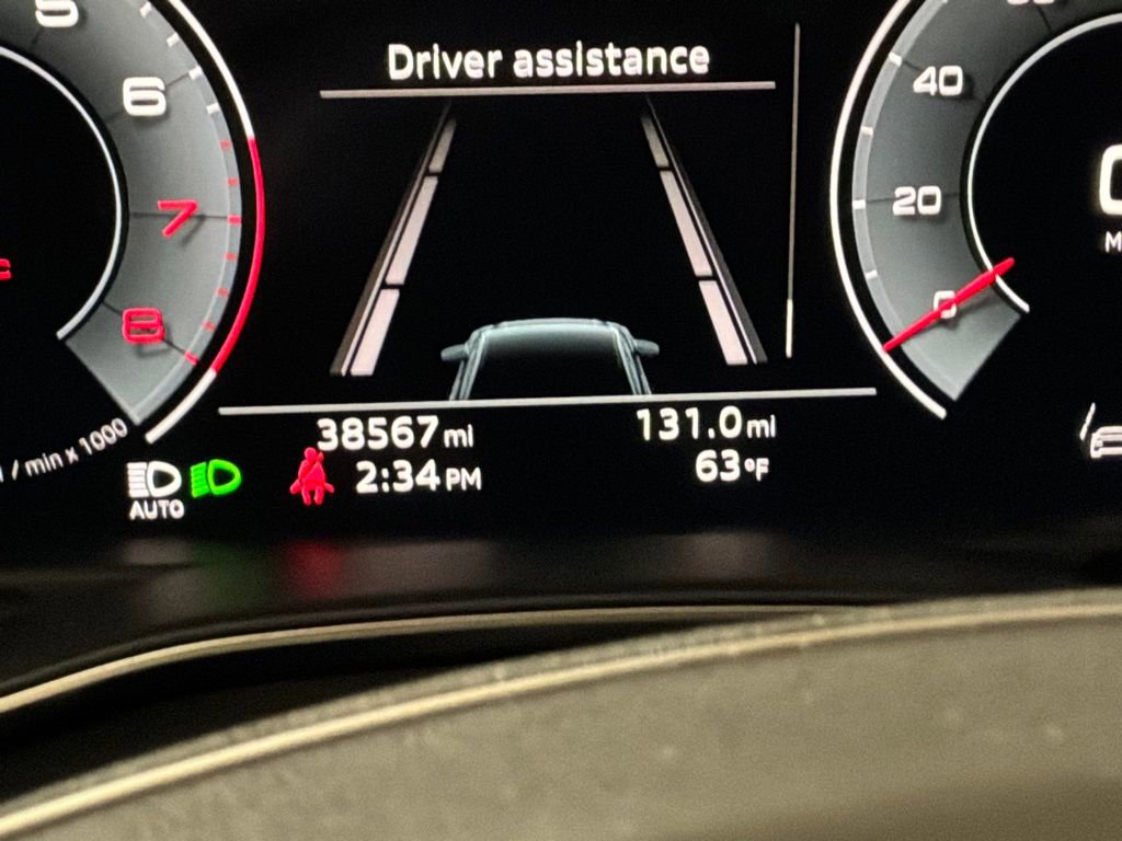 Used 2023 Audi A6 Premium Plus w/ Premium Plus Package image 14