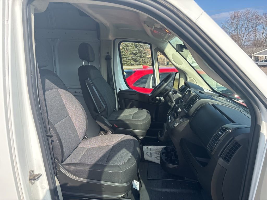 Used 2022 RAM ProMaster 2500 image 10