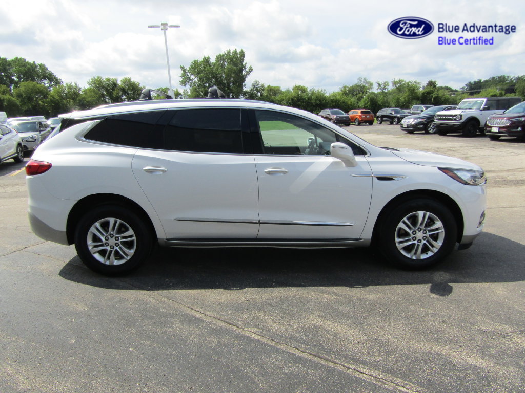 Used 2019 Buick Enclave Essence w/ LPO, Hit The Road Package AWD/4WD image 10