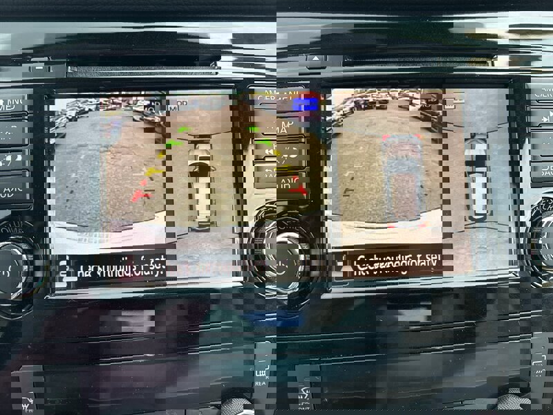 Used 2018 Nissan Rogue SL w/ Premium Package image 15