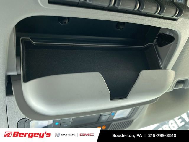 Used 2024 Ford F250 XL w/ Snow Plow Prep Package image 39