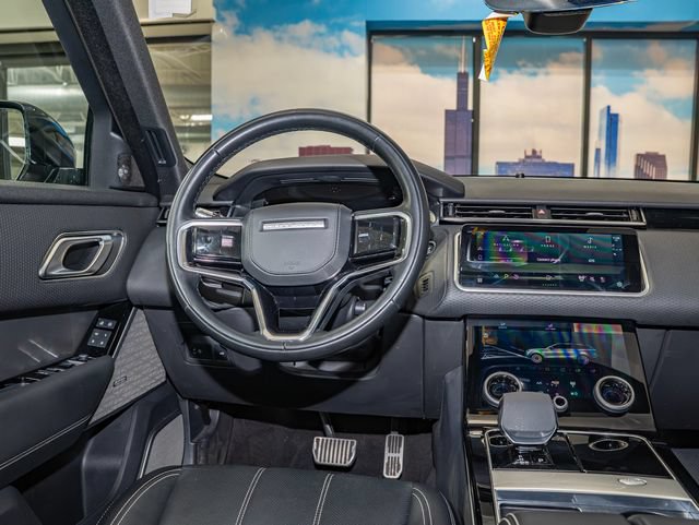 Used 2021 Land Rover Range Rover Velar R-Dynamic S AWD/4WD image 16