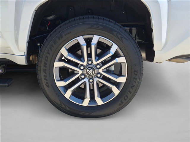 Used 2025 Toyota 4Runner Limited w/ Tow Technology Package AWD/4WD image 25