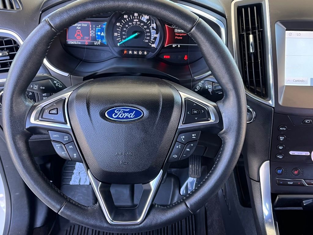 Used 2020 Ford Edge Titanium w/ Equipment Group 301A image 17