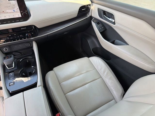 Used 2021 Nissan Rogue SL w/ Premium Package image 28