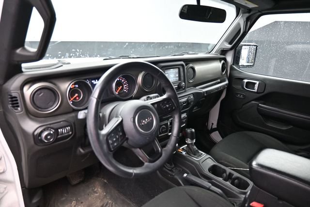 Certified 2018 Jeep Wrangler Unlimited Sport S AWD/4WD image 13