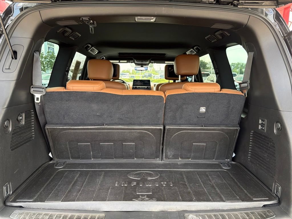 Used 2023 INFINITI QX80 Sensory w/ All-Season Package AWD/4WD image 40
