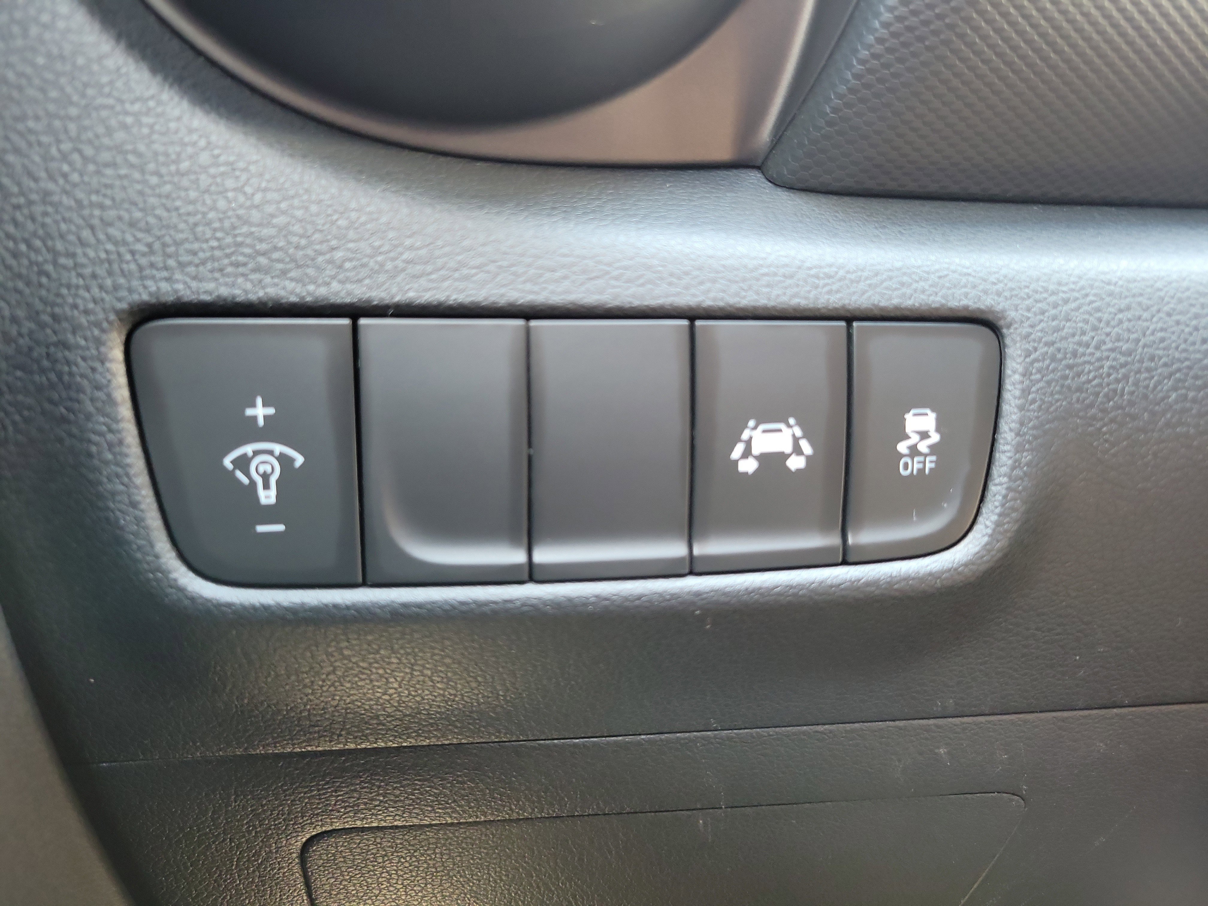 Used 2021 Hyundai Kona SE image 24