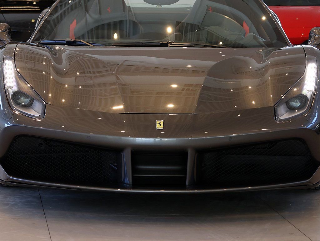 Certified 2019 Ferrari 488 Spider image 25