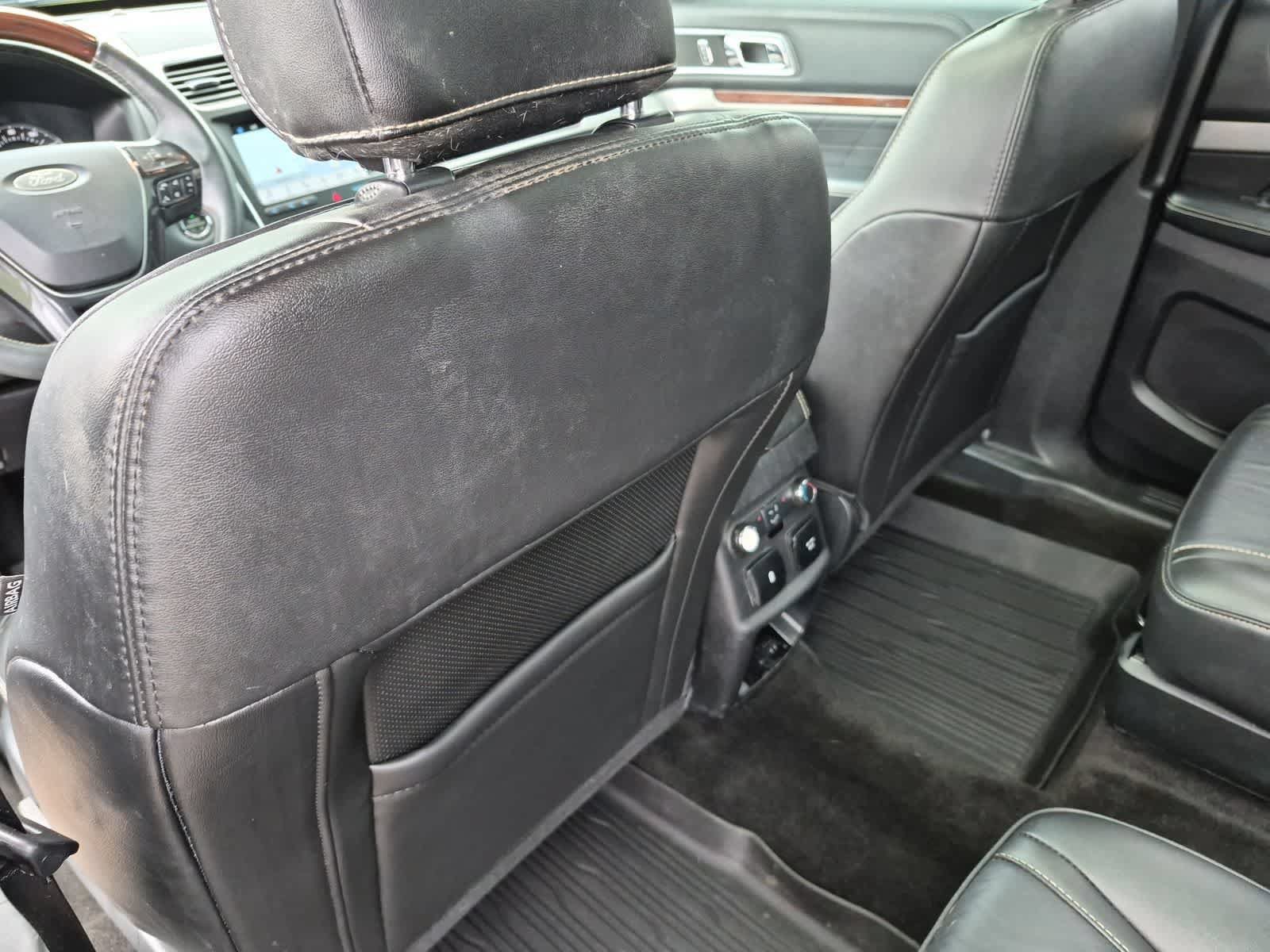 Used 2018 Ford Explorer Platinum AWD/4WD image 18