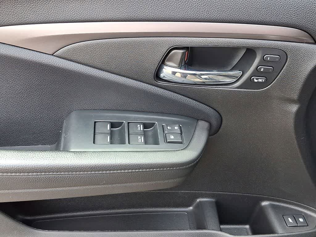 Used 2022 Honda Pilot EX-L image 10