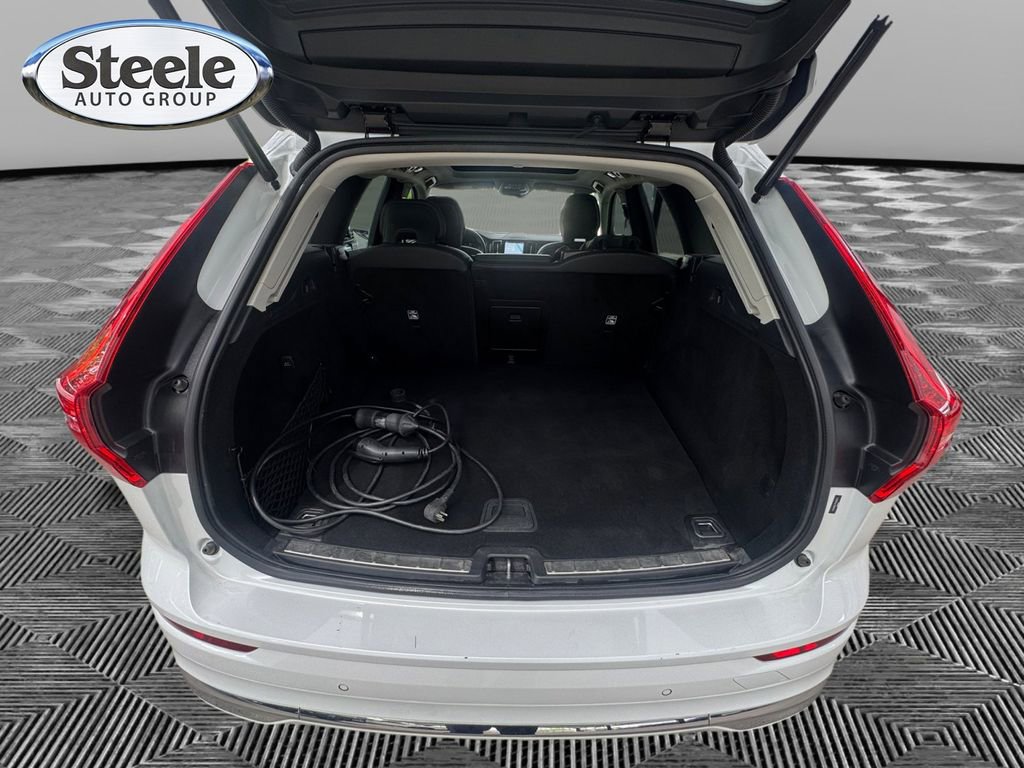 Used 2023 Volvo XC60 T8 Plus AWD/4WD image 19