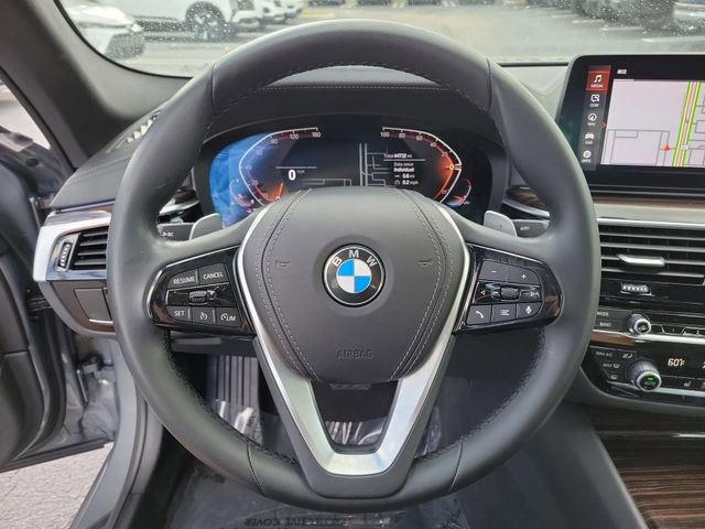 Used 2023 BMW 540i w/ Premium Package image 26