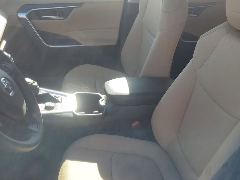 New 2025 Toyota RAV4 XLE image 12