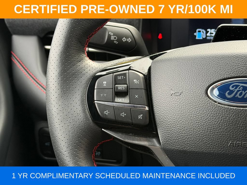 Used 2025 Ford Explorer ST-Line w/ ST-Line Street Pack AWD/4WD image 19