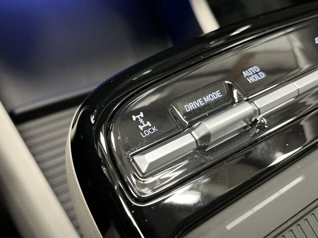 Used 2025 Hyundai Tucson Limited image 25