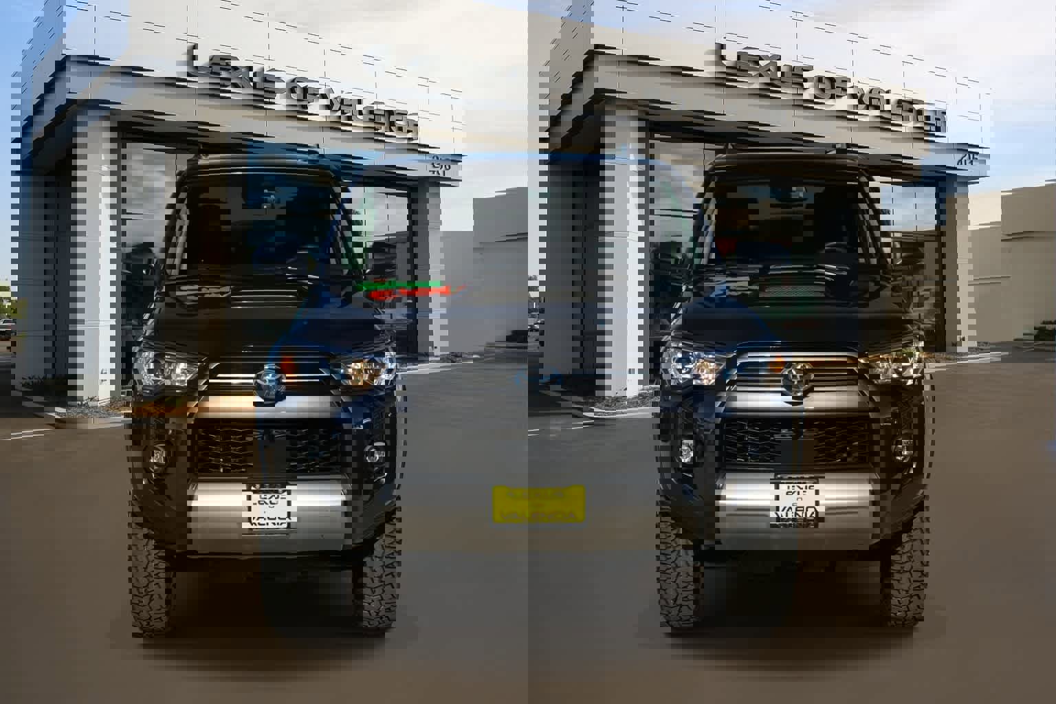 Used 2022 Toyota 4Runner TRD Off-Road Premium image 2