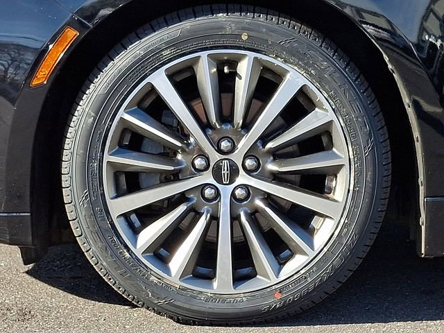 Used 2018 Lincoln MKZ Select w/ Select Plus Package FWD image 8