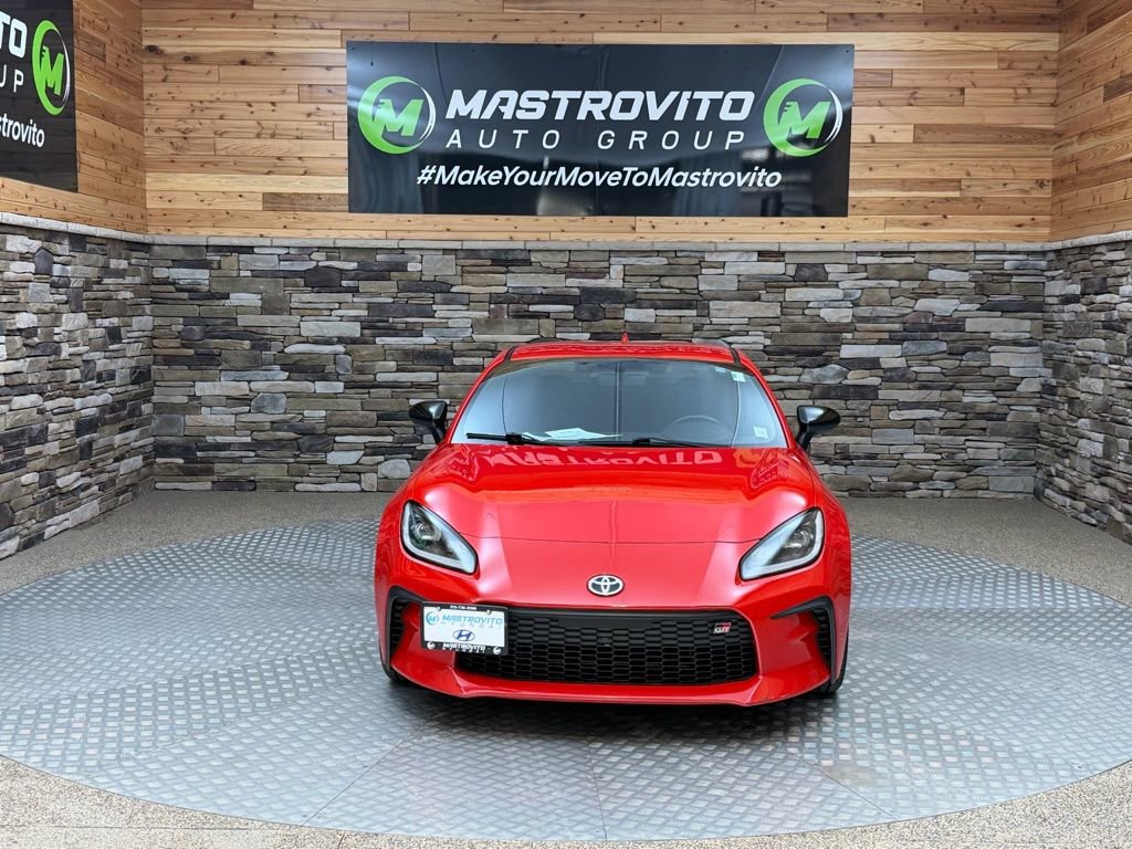 Used 2022 Toyota GR86 w/ ALL Weather Mat Package (TMS) video 2