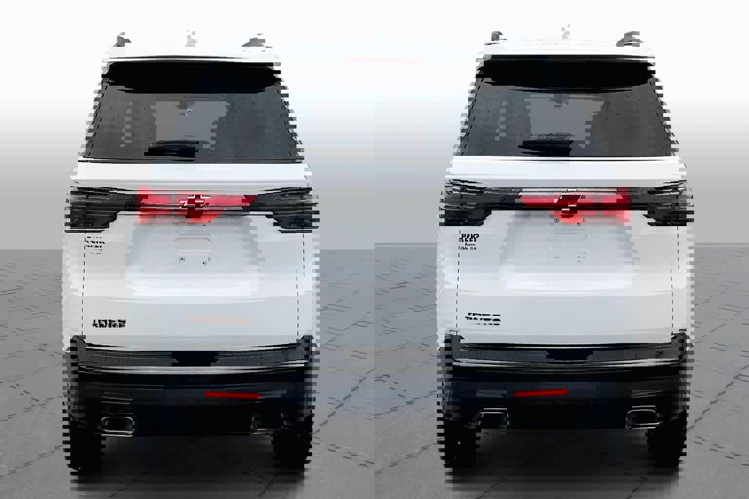 Used 2023 Chevrolet Traverse Premier w/ Redline Edition image 5