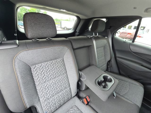 Used 2024 Chevrolet Equinox LT w/ LPO, Floor Liner Package FWD image 16